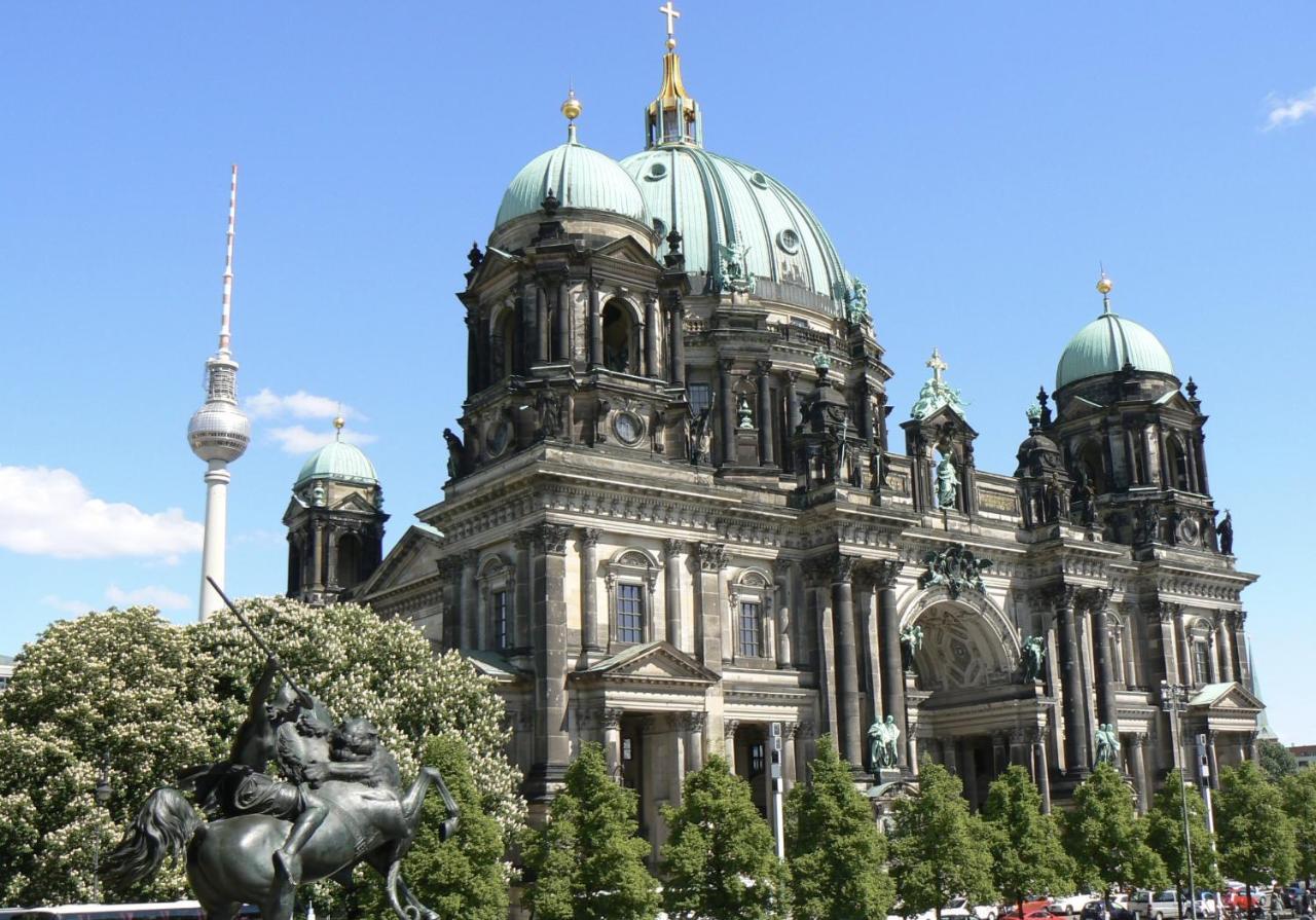 Best Apartment In The Center Of Berlin With Big Terrace Екстериор снимка